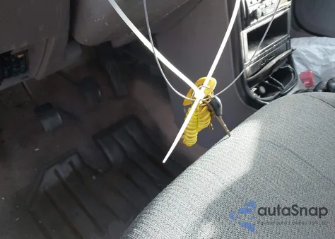 1995 Ford Aspire из США, поврежденный, VIN KNJLT06H5S6133870